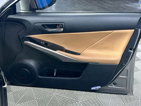 Used 2016 Lexus IS 200t image 37