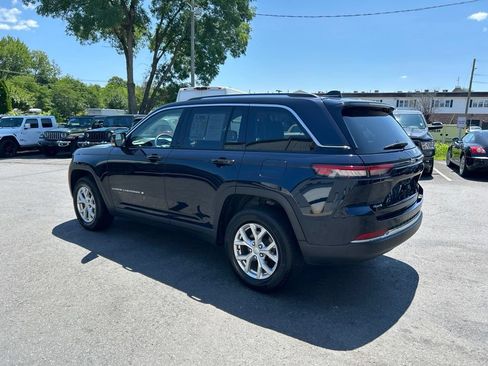 Used 2023 Jeep Grand Cherokee Limited AWD/4WD image 6