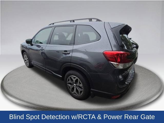 Used 2023 Subaru Forester Premium AWD/4WD image 12