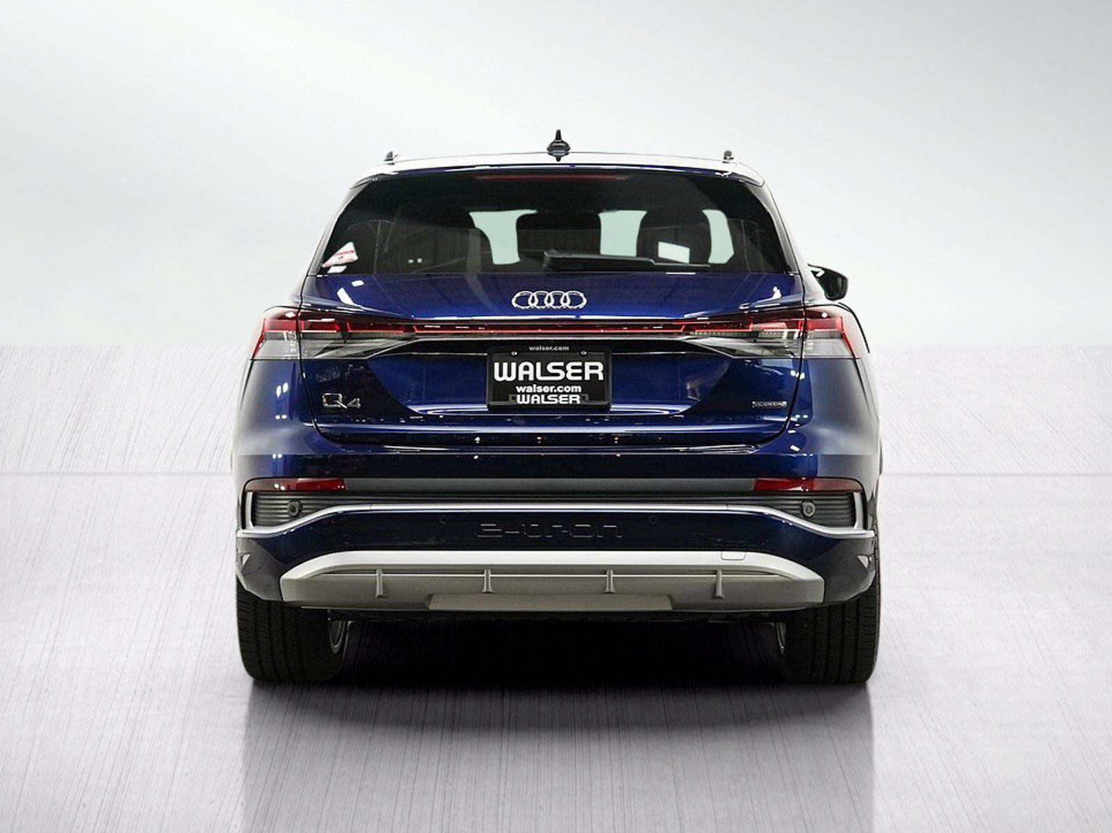 Used 2023 Audi Q4 e-tron Premium Plus w/ Premium Plus AWD/4WD image 4