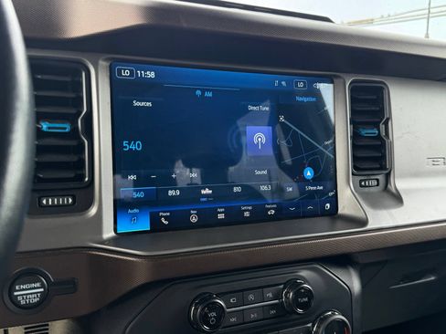 Used 2022 Ford Bronco Outer Banks AWD/4WD image 18