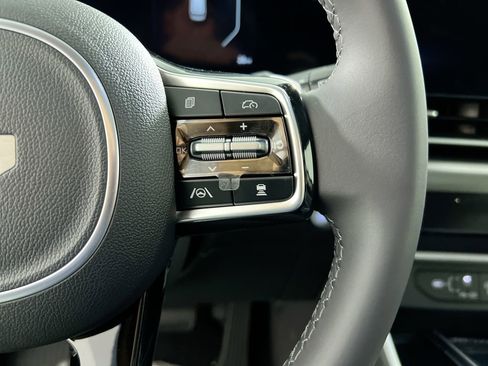 New 2026 Kia Carnival SX Prestige image 19