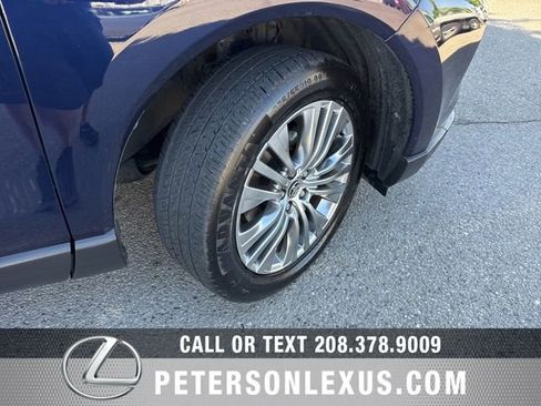 Used 2022 Toyota Venza Limited AWD/4WD image 11