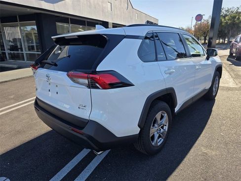 Used 2025 Toyota RAV4 XLE image 3
