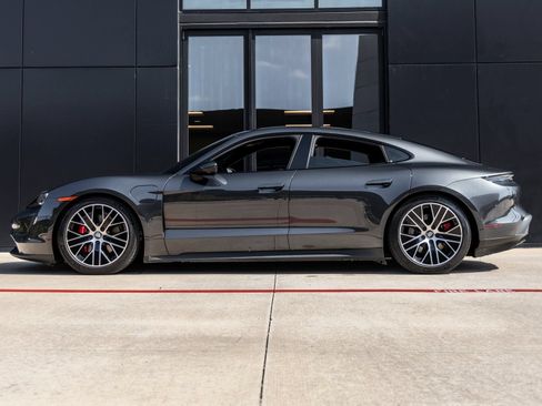 Certified 2021 Porsche Taycan 4S AWD/4WD image 2