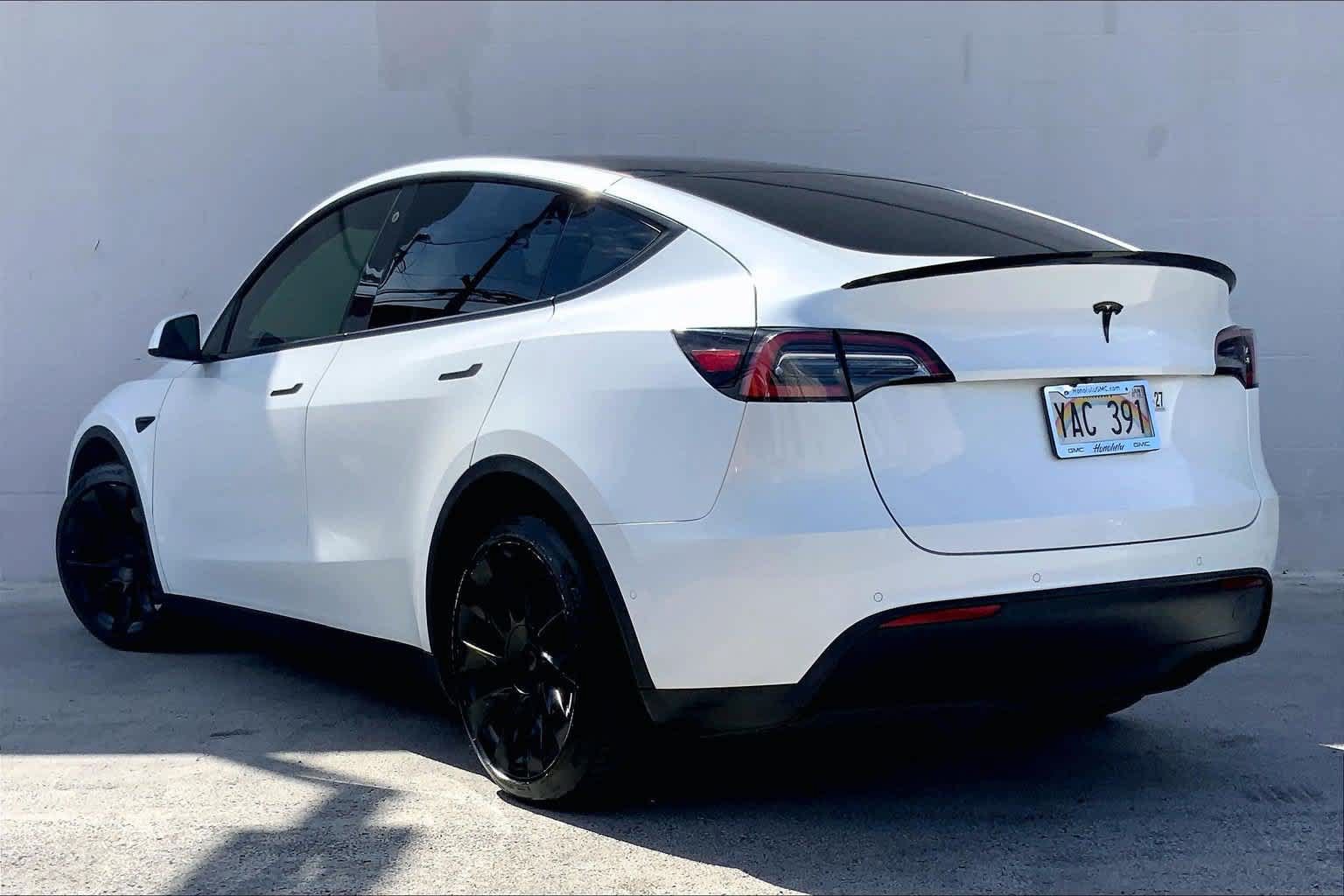 Used 2021 Tesla Model Y 2WD image 4