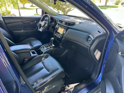 Used 2017 Nissan Rogue SL w/ SL Premium Package FWD image 33
