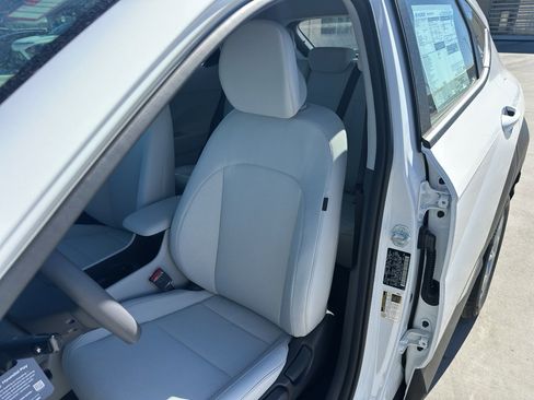 New 2026 Hyundai Kona SE image 25