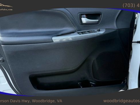 Used 2016 Toyota Sienna SE Premium image 10