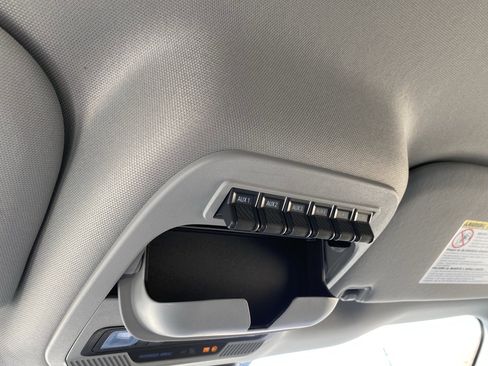 Used 2024 Ford F350 XL w/ XL Chrome Package image 20