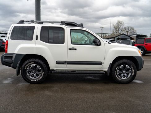 Used 2015 Nissan Xterra PRO-4X image 8