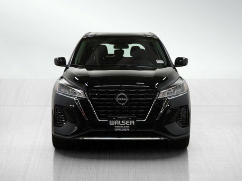 Used 2023 Nissan Kicks SV image 8