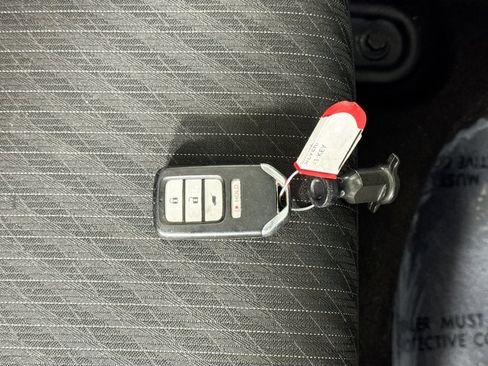 Used 2018 Honda Fit EX image 35