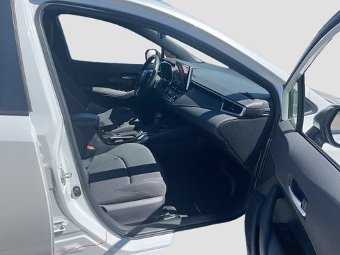 Used 2025 Toyota Corolla SE FWD image 28