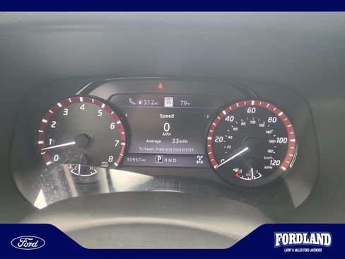 Used 2023 Nissan Frontier PRO-4X w/ Pro Convenience Package AWD/4WD image 11