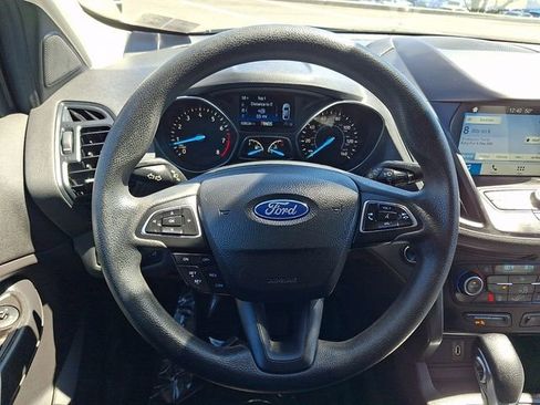 Used 2019 Ford Escape SE FWD image 18