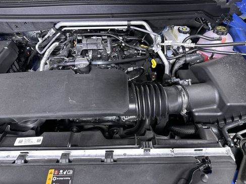 New 2026 Chevrolet Colorado ZR2 w/ Technology Package AWD/4WD image 30