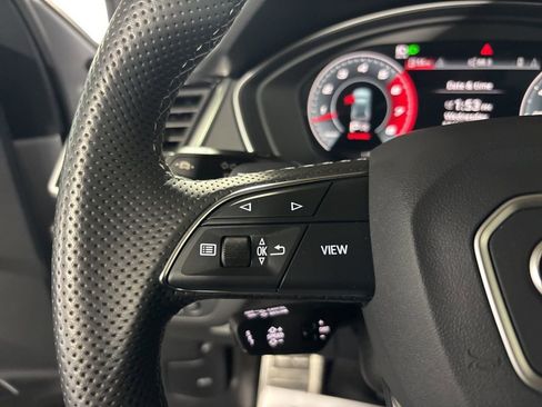 Used 2025 Audi SQ5 Premium Plus w/ Premium Plus Package image 24