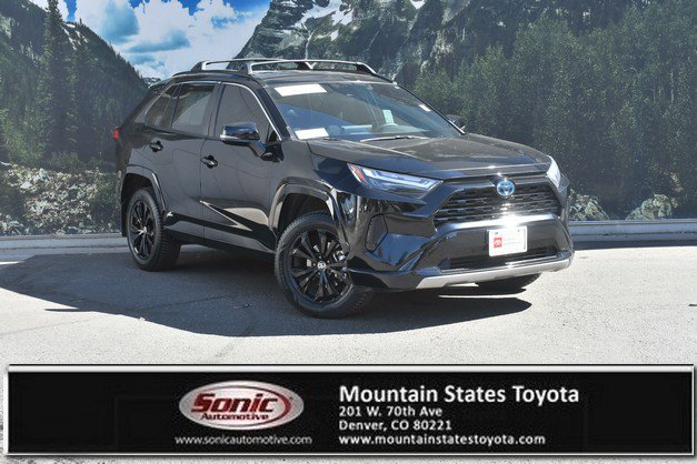 Certified 2024 Toyota RAV4 SE AWD/4WD image 1