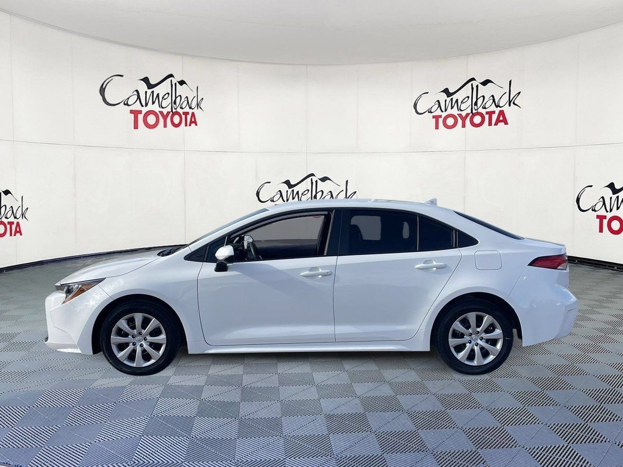 New 2026 Toyota Corolla LE w/ Carpet Mat Package (TMS) FWD image 4