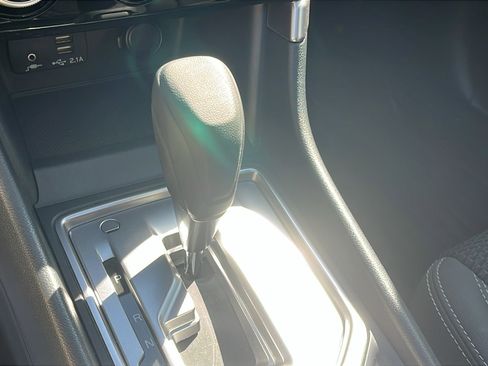 Certified 2023 Subaru Forester Premium image 18