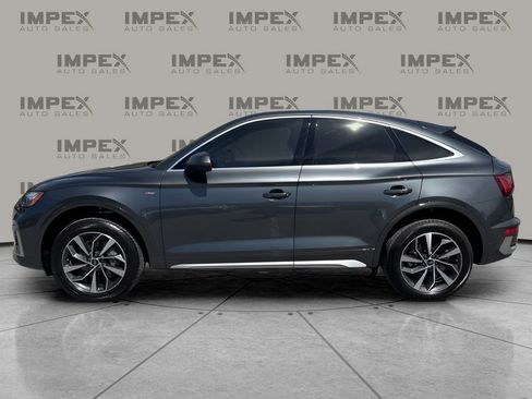 Used 2022 Audi Q5 2.0T Premium Plus w/ Premium Plus Package AWD/4WD image 2