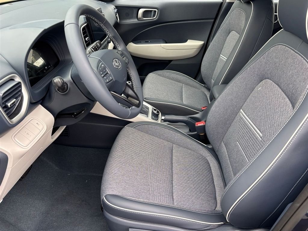 New 2026 Hyundai Venue SEL FWD image 12