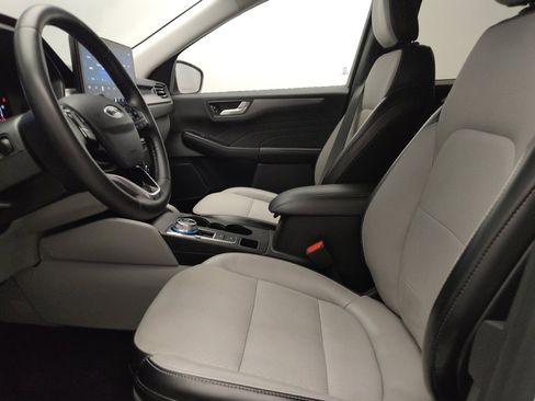 Used 2024 Ford Escape SE FWD image 17