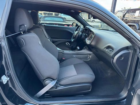 Used 2023 Dodge Challenger R/T w/ Blacktop Package image 20