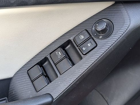 Used 2016 MAZDA MAZDA3 s Grand Touring image 28