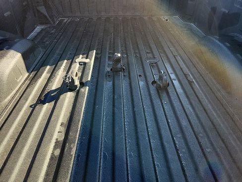 Used 2022 GMC Sierra 3500 Denali image 4