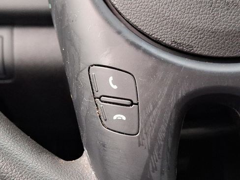 Used 2012 Kia Forte Koup EX image 23