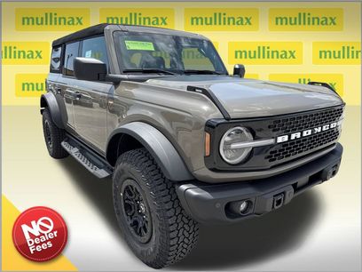 New 2026 Ford Bronco Badlands w/ Wildtrak Package