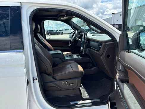 Used 2022 Ford Expedition Max King Ranch AWD/4WD image 21
