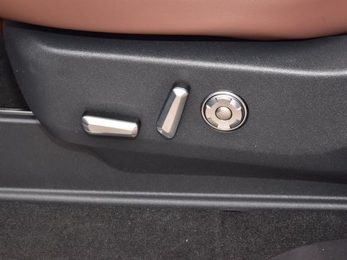 New 2026 Lincoln Navigator L Reserve AWD/4WD image 67