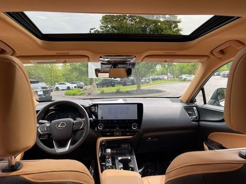 Used 2023 Lexus NX 350 AWD image 39