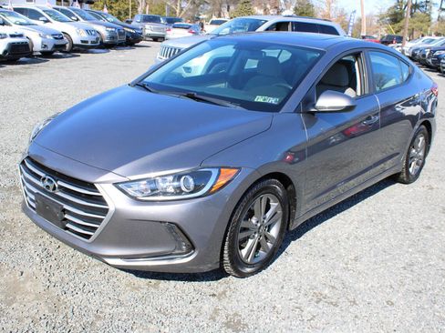 Used 2018 Hyundai Elantra Value Edition image 2