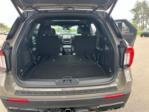 New 2026 Ford Explorer ST-Line AWD/4WD image 12