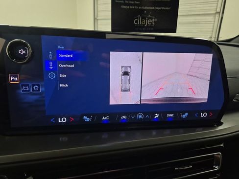 New 2026 Chevrolet Traverse LT w/ Midnight/Sport Edition image 15