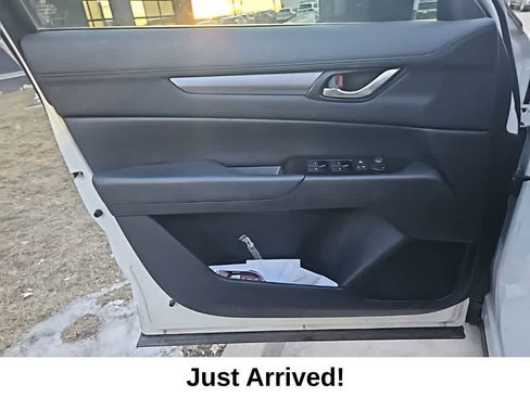 Used 2020 MAZDA CX-5 Touring image 11