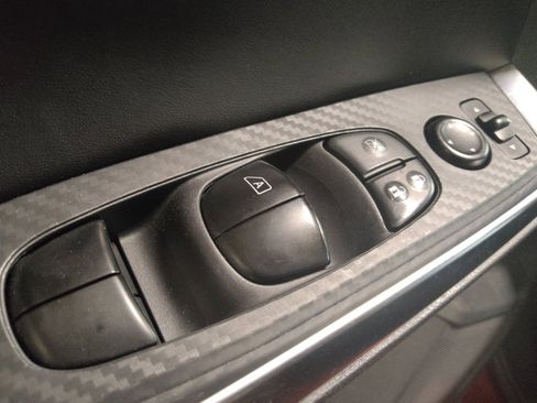 Used 2021 Nissan Sentra SR FWD image 27