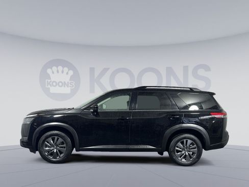 Used 2024 Nissan Pathfinder SV FWD image 7