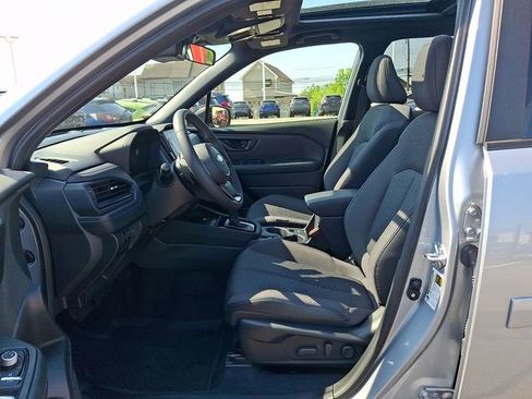 Used 2025 Subaru Forester Premium AWD/4WD image 15