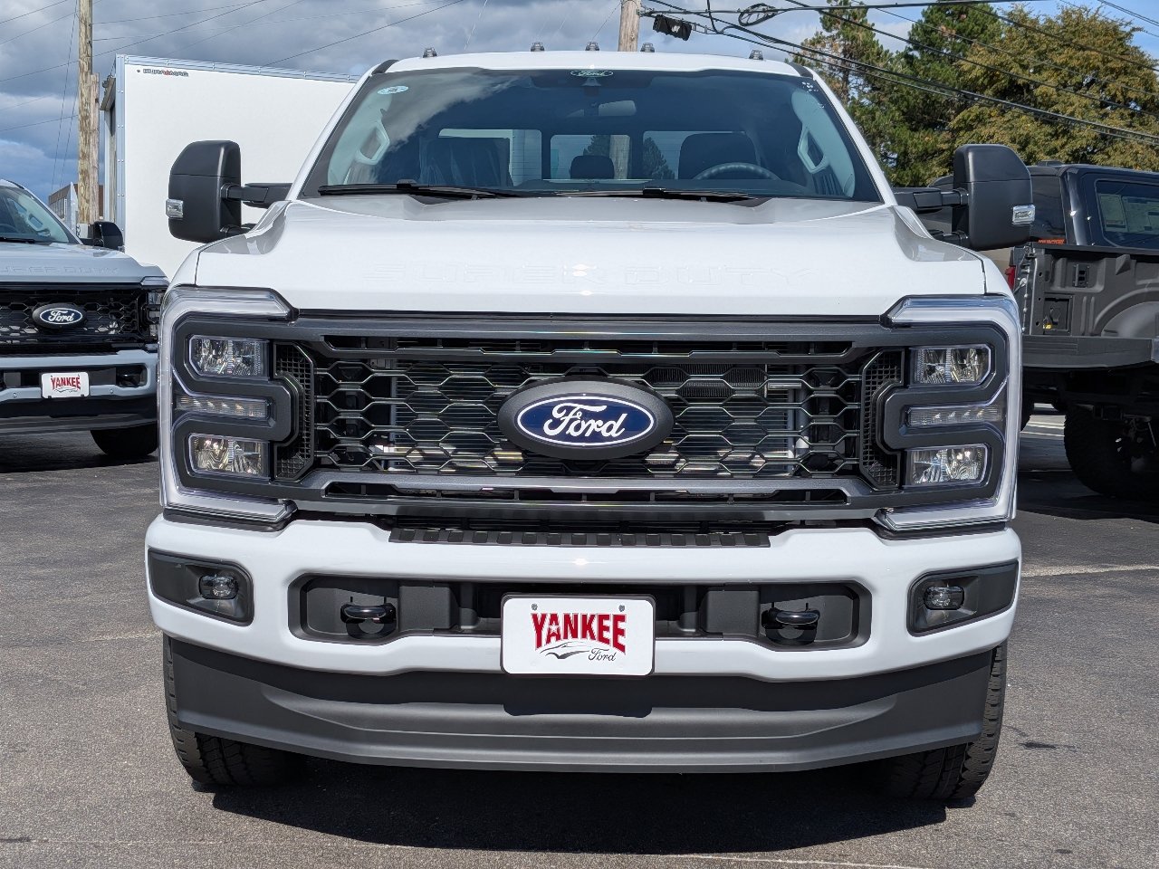 New 2027 Ford F250 XL w/ STX Appearance Package AWD/4WD image 8