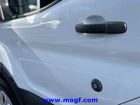 Used 2024 Ford Transit 250 Low Roof w/ Exterior Upgrade Package image 28