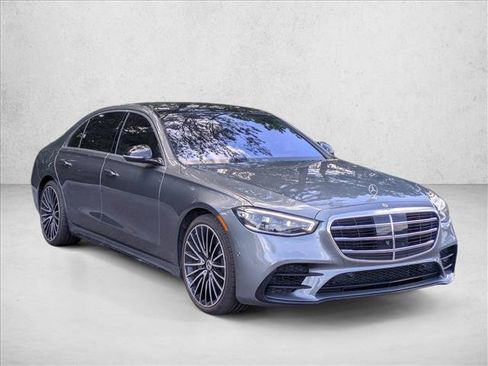 Used 2021 Mercedes-Benz S 580 4MATIC Sedan image 3