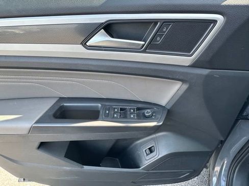 Certified 2023 Volkswagen Atlas Cross Sport SEL R-Line image 21