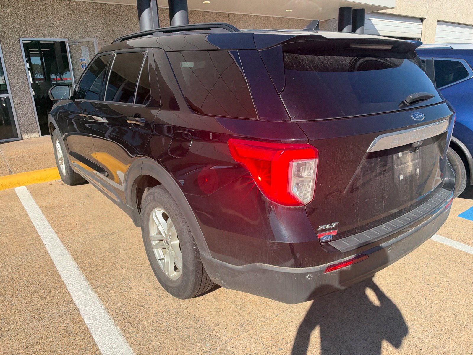 Used 2023 Ford Explorer XLT RWD image 5