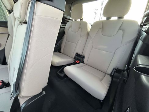 New 2026 Volvo XC90 B6 Plus w/ Protection Package Premier image 14