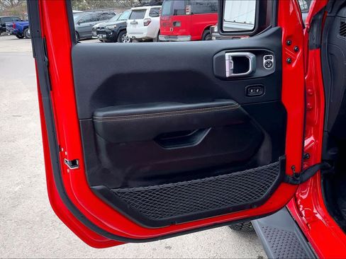 Used 2024 Jeep Wrangler Sahara w/ Safety Group image 21